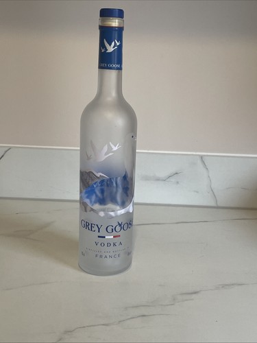Grey goose vodka - grey, glass