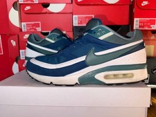 Men 11.0US Sneaker Used Nike