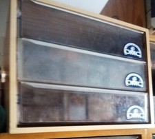 ESPOSITORE CASSETTIERA DMC per