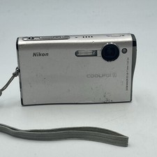 Nikon CoolPix S6Silver 6 MP 3x