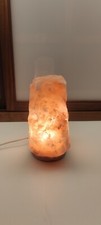 Lampada di sale rosa 2 dell' Himalaya salgemma. Bellissimo effetto di Luce rosa