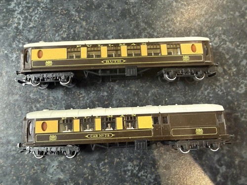 Triang pullman coaches - oo,