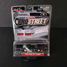 Maisto 1993 Ford SVT Cobra PRO