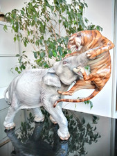 MAESTOSA SCULTURA PORCELLANE