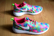 NIKE Roshe One Print GS 36