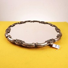 vassoio a specchio vintage con cornice in lamina di metallo e base in legno