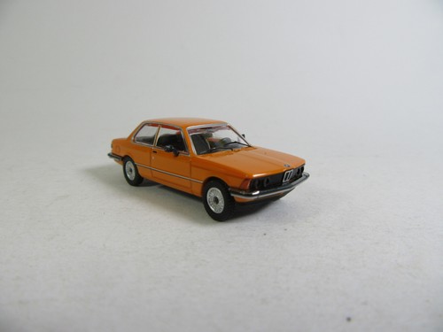 Minichamps 1975 bmw 323i - minichamps,