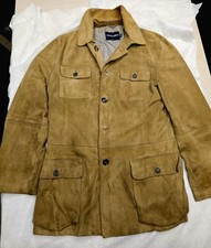 Giorgio Armani Archive, Field