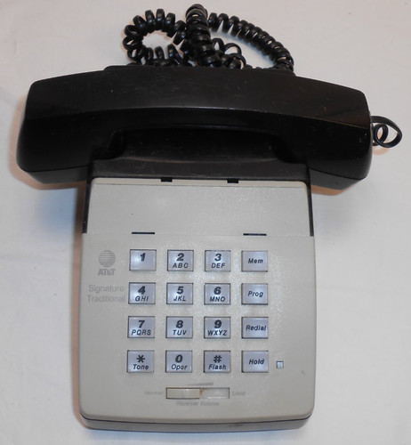 Telefono ufficio scrivania