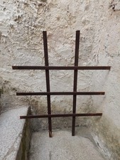 Antica Grata Inferriata ferro battuto incroci chiodi ribattuti cm 68X90