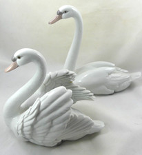 Ladro 2 statuine cigno bianco