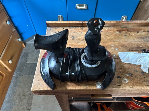 Thrustmaster flight hotas x - t-flight,