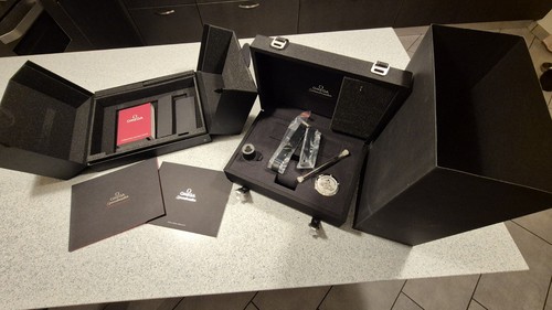 Box oversize omega speedmaster - box,