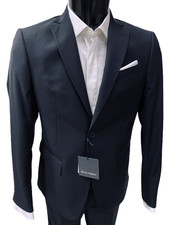 ABITO UOMO  FIRMATO BERRY