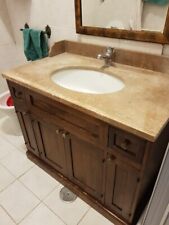 mobile bagno con lavabo e  base  in marmo