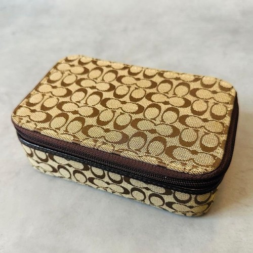 Custodia accessori firmata y2k - accessori,
