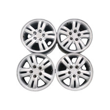 SET 4 CERCHI IN LEGA HYUNDAI TUCSON DA 16" 45 EURO CADAUNO 