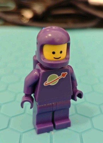 Lego minifigure classic - lego,