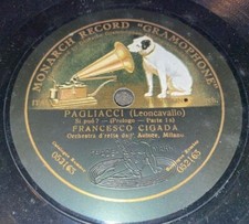 Pre-20s Monarch Gramophone ed1