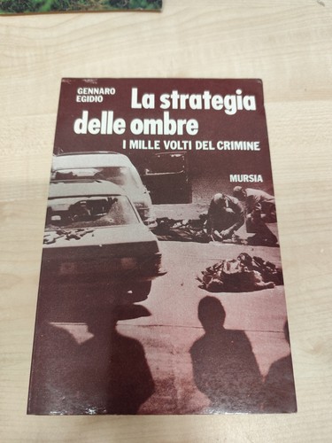 Libro strategia delle ombre - la,