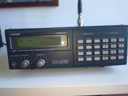 Scanner radio shack pro 2032 - scanner,
