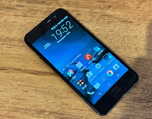 Htc one smartphone - one,