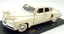 Road Legends scala 1/18 pressofuso 92268 - 1948 Tucker - bianco