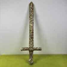 spada ornamentale artigianale realizzata con pietre