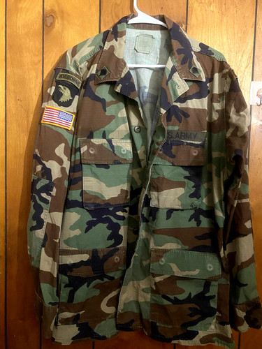 Cappotto mimetico militare