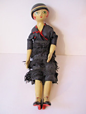 Antica bambola in ceramica