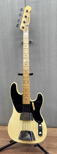 Basso elettrico modello - , 51