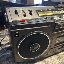 Radio registratore a cassette