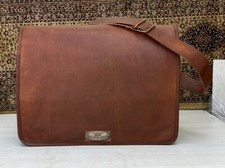 Nuova borsa a tracolla in