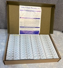 100 nastri audiocassette