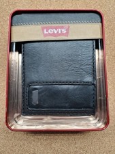 NEW LEVIS BLACK LEATHER WALLET