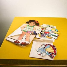 bamboline in cartoncino con abiti sovrapponibili anni 50