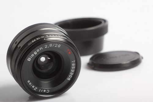 Carl zeiss biogon t - 2,8/28, t*