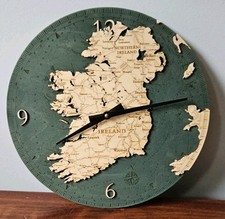 Orologio da parete in legno