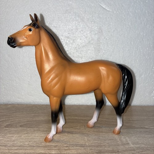 Breyer horse freedom series - breyer,