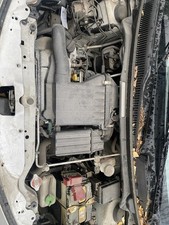 Nissan Pixo 1.0l. Motore a