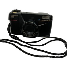 Olympus Superzoom 800 fotocamera pellicola 35 mm obiettivo 38-80 mm messa a fuoco automatica vintage