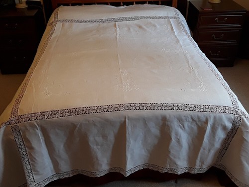 Antique linen lace - linen,