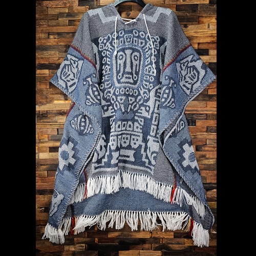 Poncho artigianale con