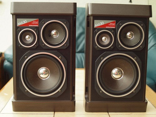 Grundig 630 icone di - grundig, m