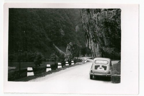Donna bosnia strada - bosnia,