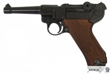 Luger P08 Parabellum gun