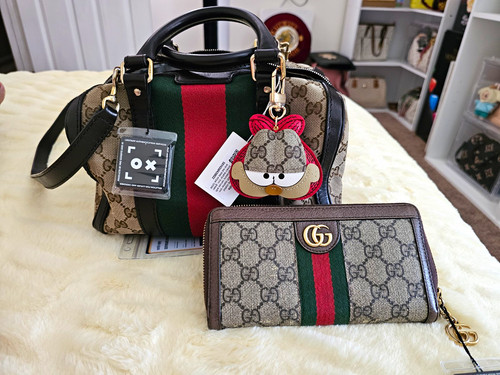 Gucci web stripe - gg,