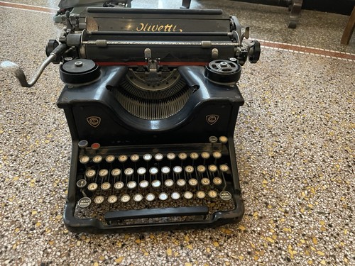 Olivetti m40 mod ivrea - olivetti, 1