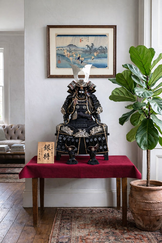 Espositore samurai giapponese