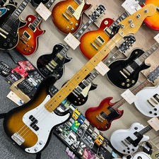11032] Fender Japan basso di